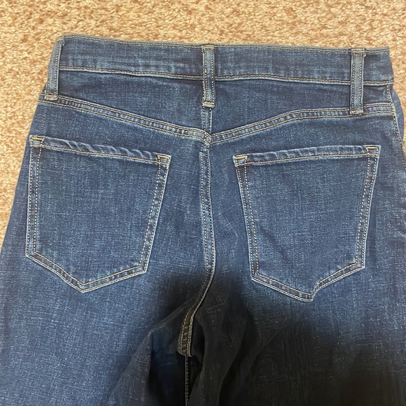 Banana Republic HIGH RISE WIDE LEG jeans. Worn once/only tried on. Like new! - Picture 4 of 4